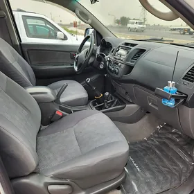 Toyota Hilux 2012