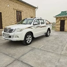 Toyota Hilux 2014