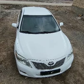 Toyota Camry 2010