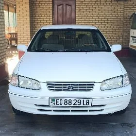 Toyota Camry 1998