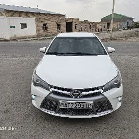 Toyota Camry 2017