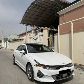 Kia K5 2022