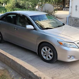 Toyota Camry 2010