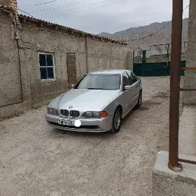 BMW E39 1997