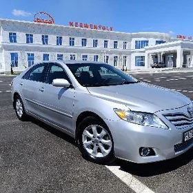 Toyota Camry 2010