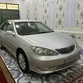 Toyota Camry 2005