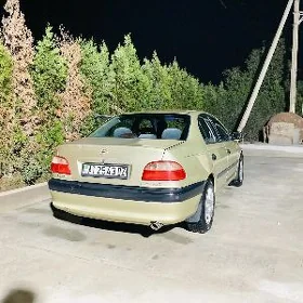 Toyota Avensis 2002