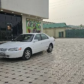 Toyota Camry 1999