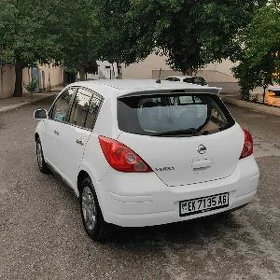 Nissan Versa 2009