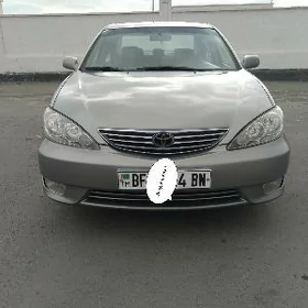 Toyota Camry 2004