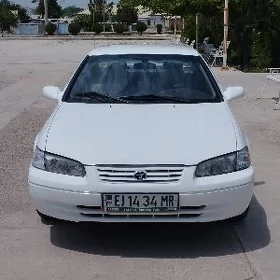 Toyota Camry 1998