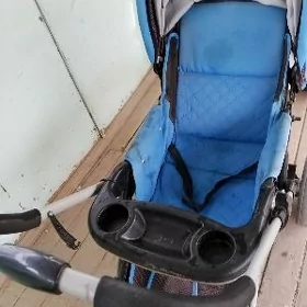 продаю коляску