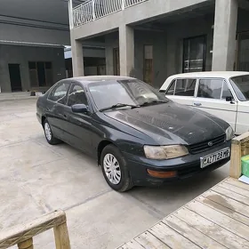 Toyota Corona 1992
