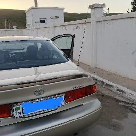 Toyota Camry 1997