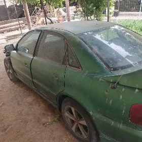 Audi A4 1999