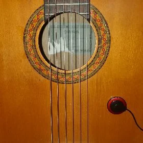 Yamaha C40 gitara