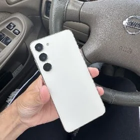 Samsung S23 8/256