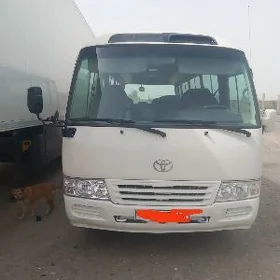 Toyota Coaster 2015