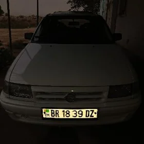 Opel Astra 1992