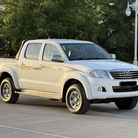 Toyota Hilux 2013