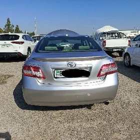 Toyota Camry 2010