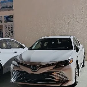 Toyota Camry 2020