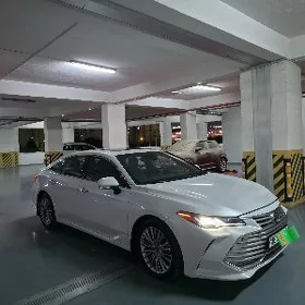 Toyota Avalon 2018