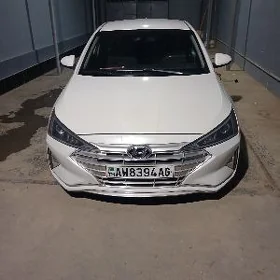 Hyundai Elantra 2020