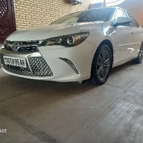 Toyota Camry 2016