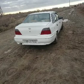 Daewoo Cielo 2001