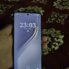 Tecno camon 30