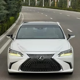 Lexus ES 350 2019
