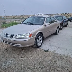 Toyota Camry 2000