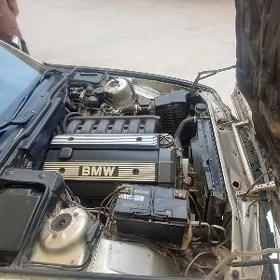 BMW 5 Series 1990