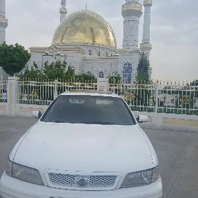 Nissan Maxima 1995