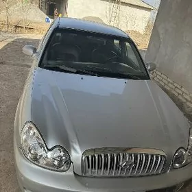 Hyundai Sonata 2002