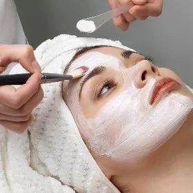 Yüz çistka hyzmaty bugda Salon