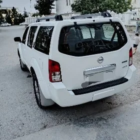 Nissan Pathfinder 2006