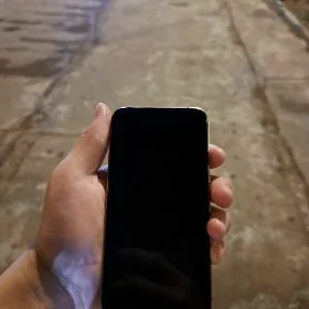 Iphone x (16 pro maxa owrlen)