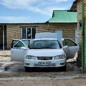 Toyota Camry 1999
