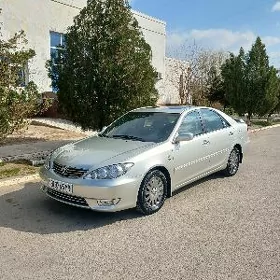 Toyota Camry 2005