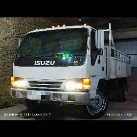 Isuzu Elf 2000