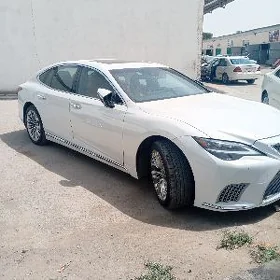 Lexus LS 500 2022