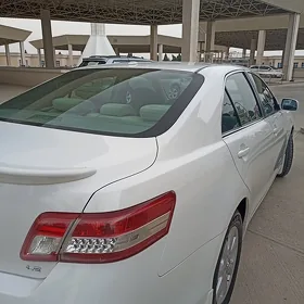Toyota Camry 2010