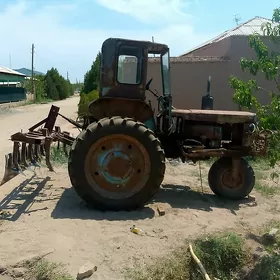 MTZ T-28 1987