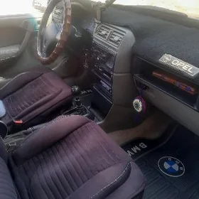 Opel Vectra 1990