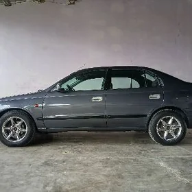 Toyota Carina 1996