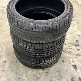 Teker 235 40 19