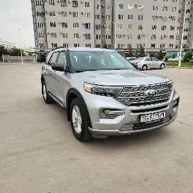 Ford Explorer 2022