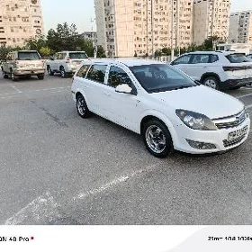 Opel Astra 2014